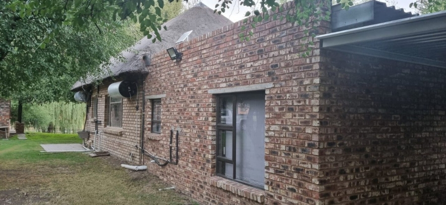 2 Bedroom Property for Sale in Bothaville Free State